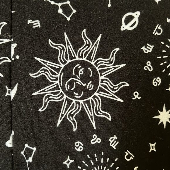 Flare Leg Knit Pants Size 21 No Boundaries NOBO Sun Moon Zodiac Star Size XXXL - Picture 2 of 13